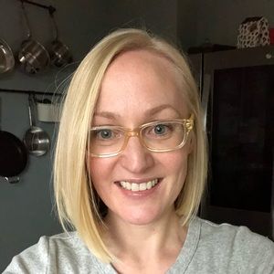 Meet your Posher, Chloe